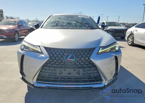 2019 Lexus Ux 200 Base z USA, uszkodzony, nr VIN JTHY3JBH4K2004397